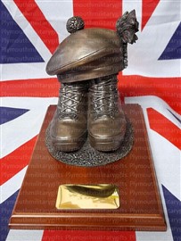 Royal Regiment of Scotland (RRS) Presentation Boot & TOS Figure Mahogany Base